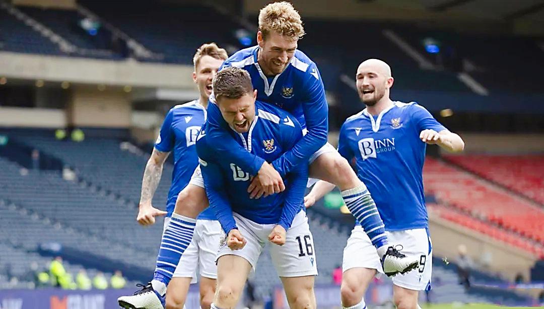 九游体育app-漠南鲸鲨队鏖战齐鲁黑豹队，斯诺克淘汰赛爆冷，转换速度占优。锋线火力回暖的简单介绍